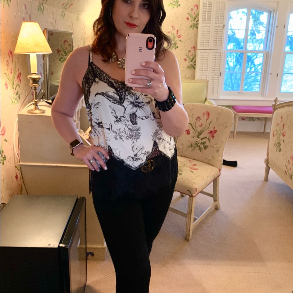 Meet your Posher, Julia